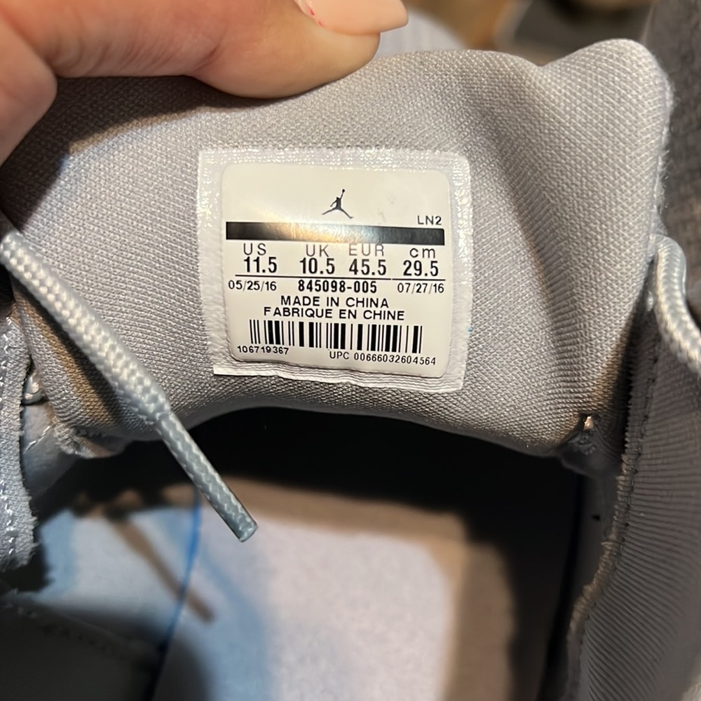 Jordan Eclipse- Size Bigger Than Expected - image 7